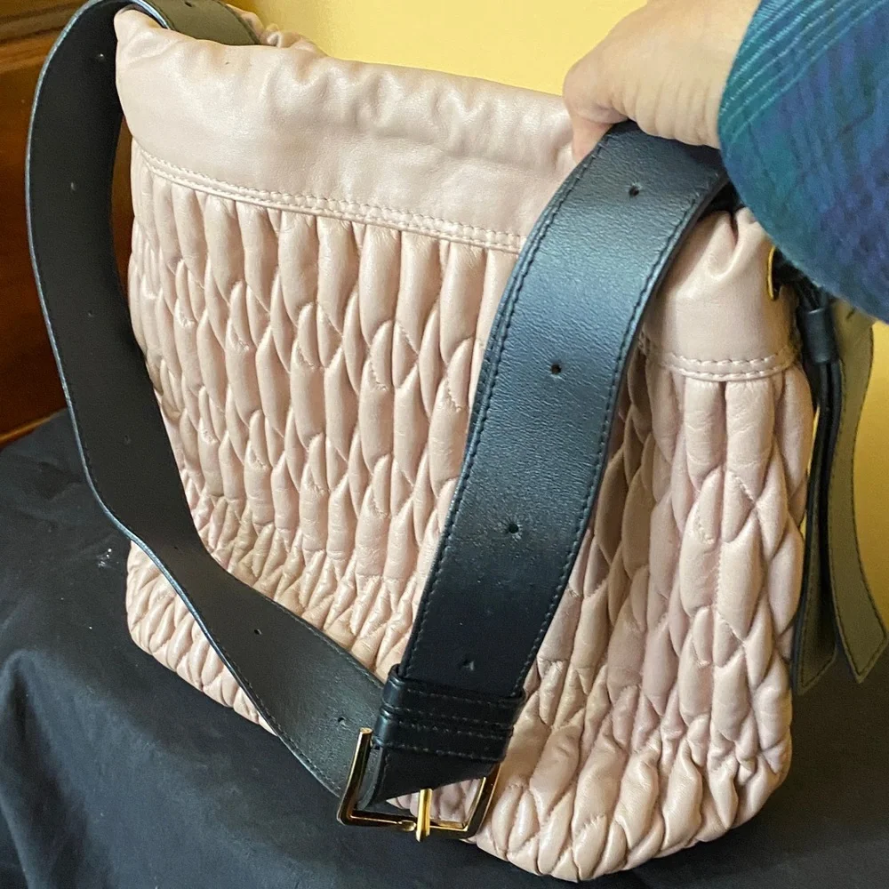 Furla Quilted Pink and Black Shoulder Bag🎄 - Picture 2 of 12